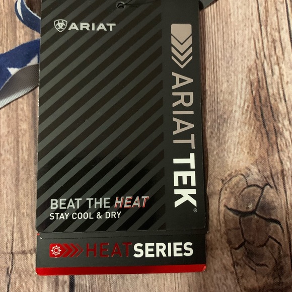 Ariat® AriatTEK™ Unisex Blue With White Stars Face Mask - Picture 2 of 4